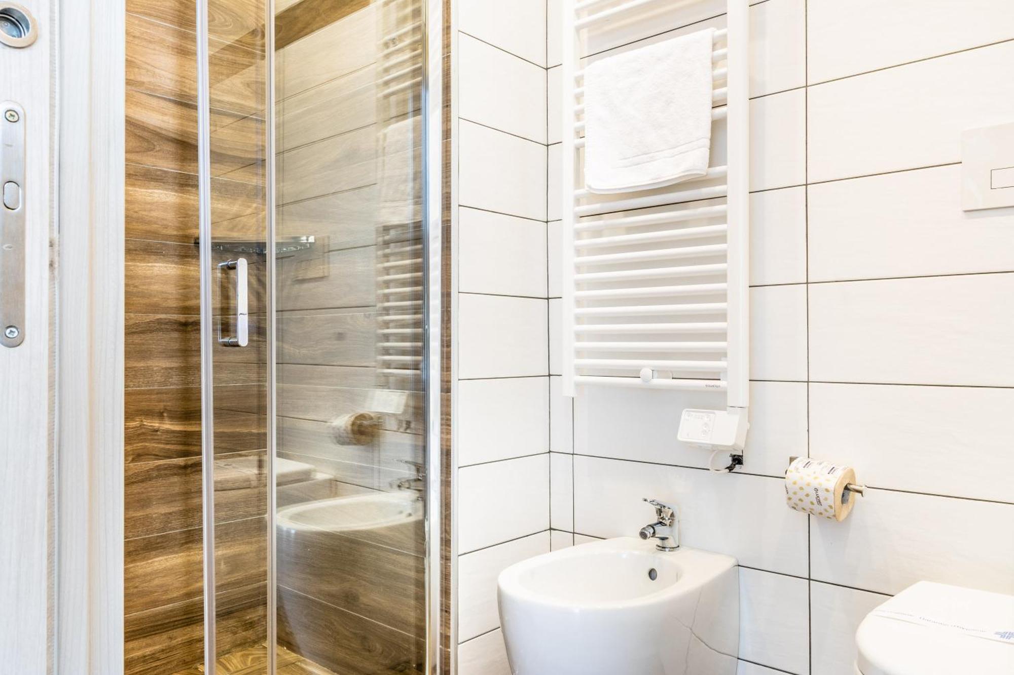 Bacoli House Deluxe - Central & Elegant Design מראה חיצוני תמונה